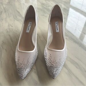 NINA “SOFIE” IVORY MESH WITH FACETED CRYSTALS KITTEN-HEEL PUMPS